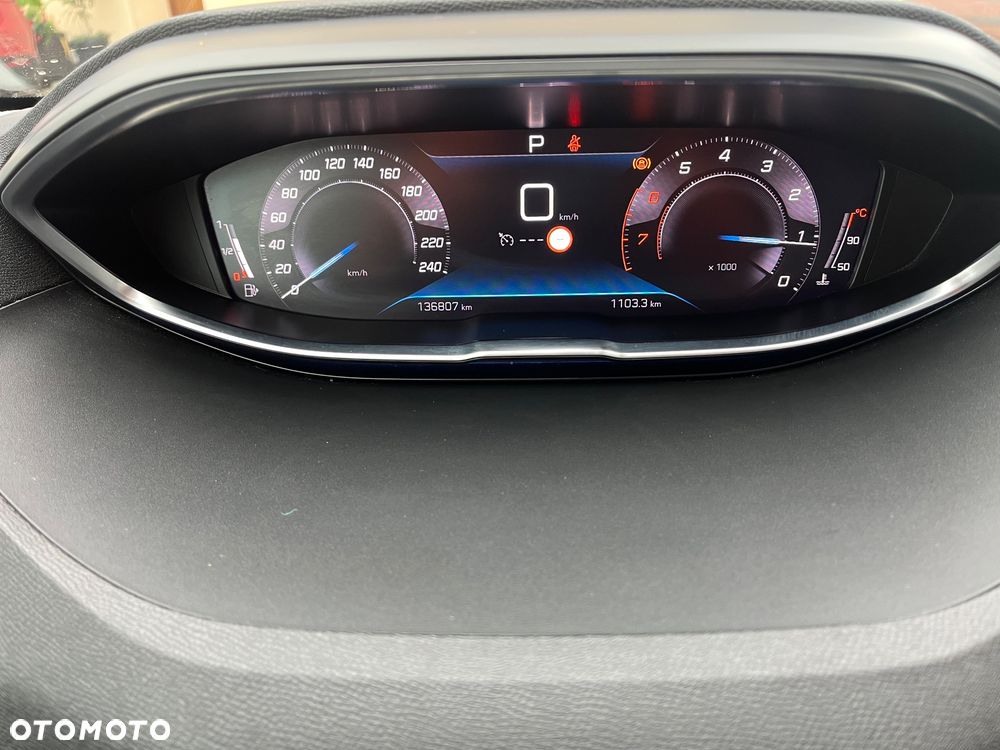 Peugeot 5008 PureTech 130 EAT8 Stop & Start Allure Pack - 20