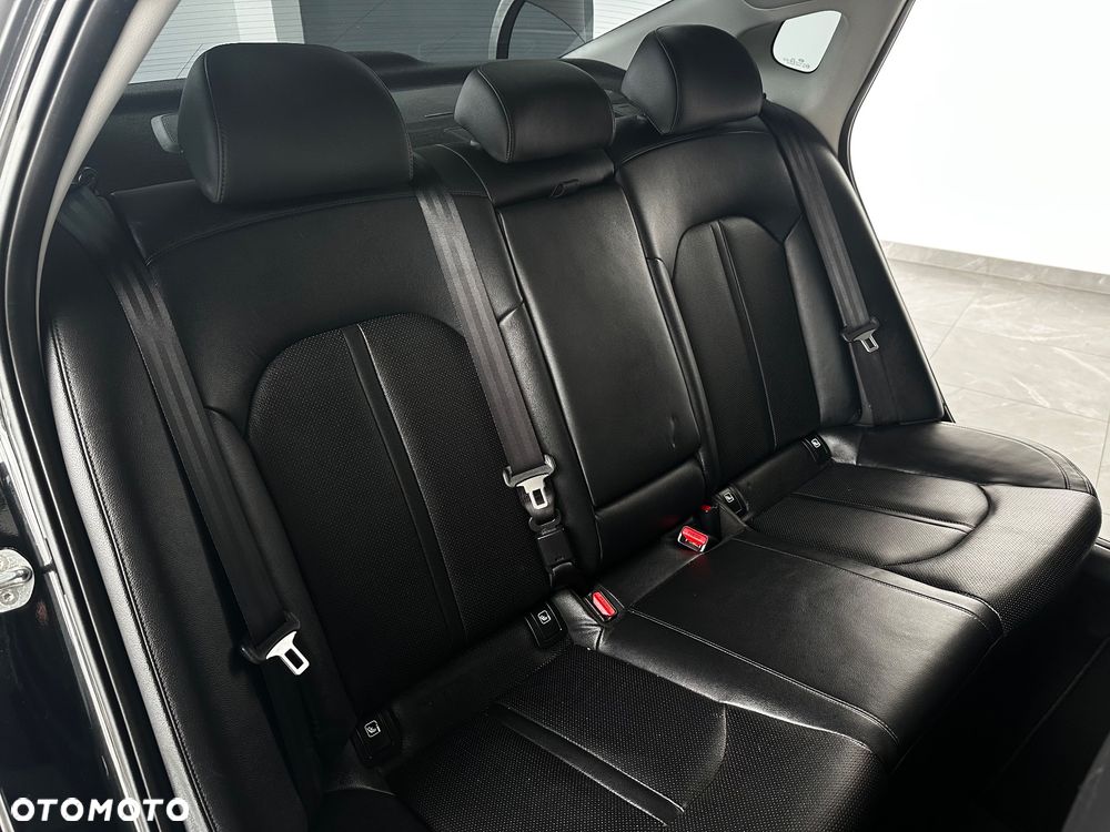 Kia Optima - 22