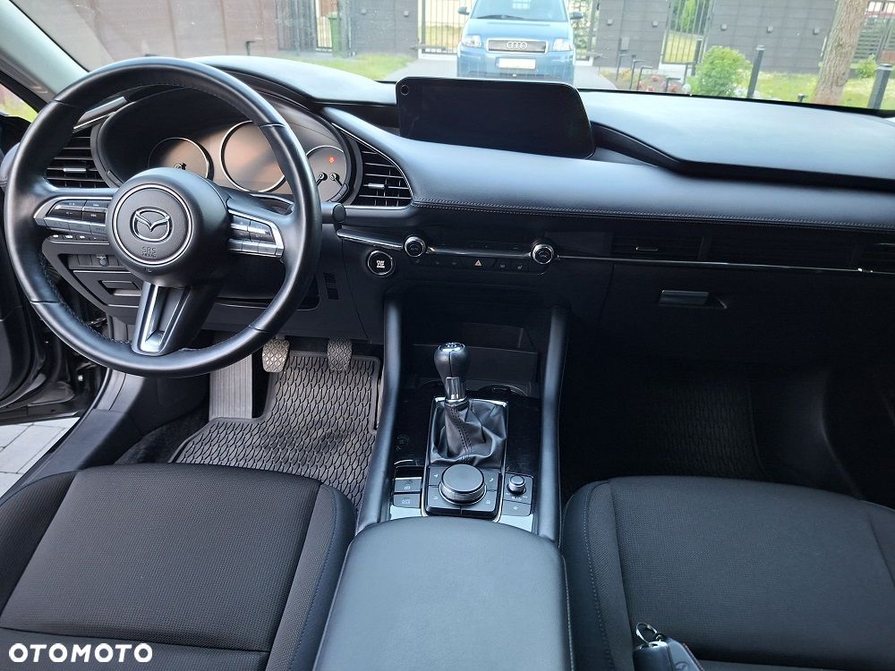 Mazda 3 2.0 mHEV Hikari - 33
