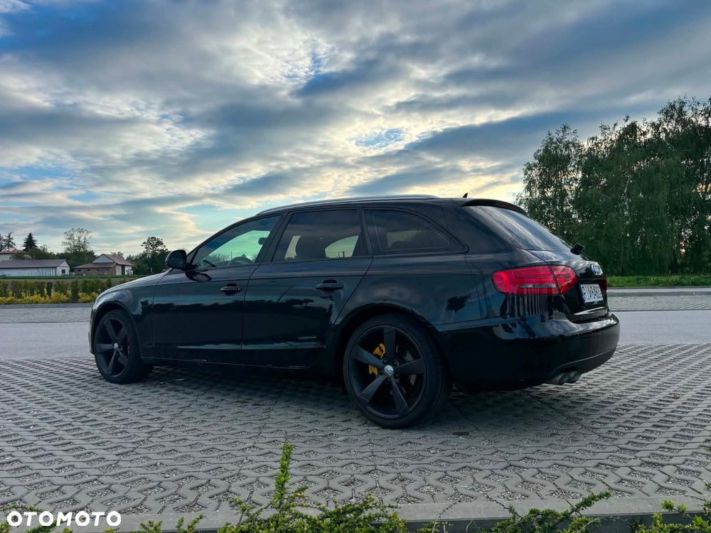 Audi A4 Avant - 1