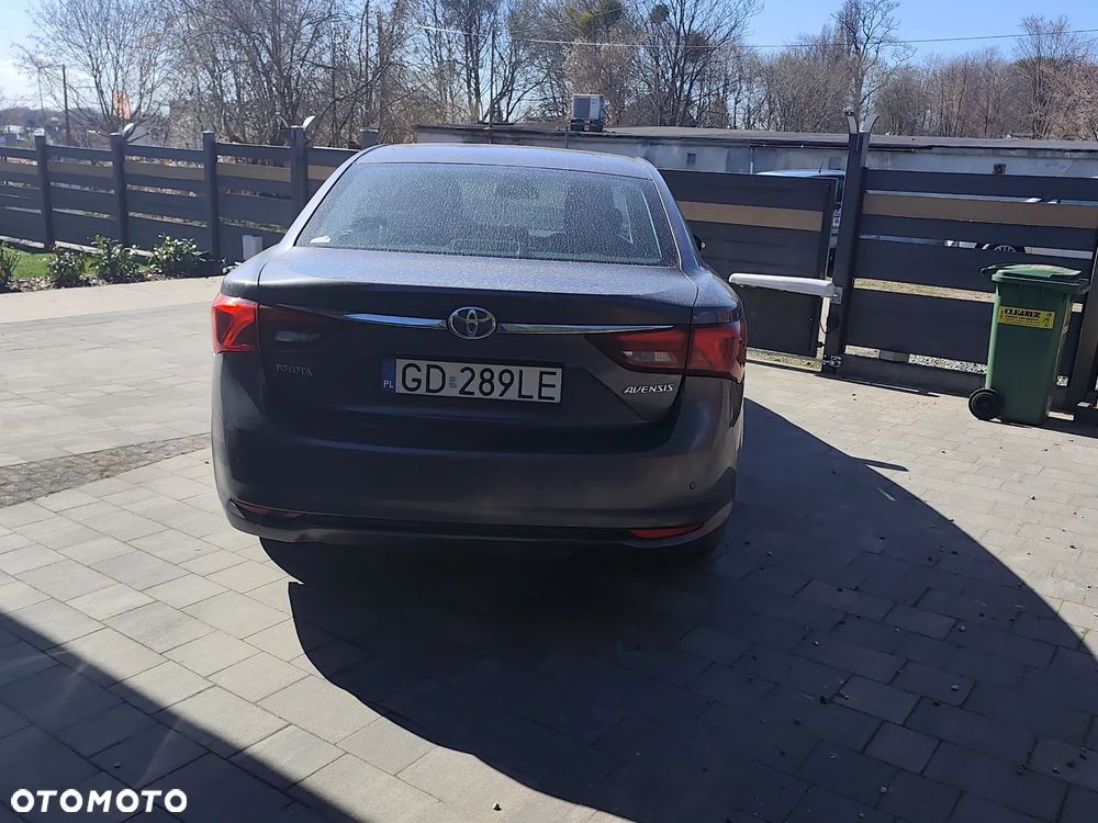 Toyota Avensis 1.8 Sol MS - 5