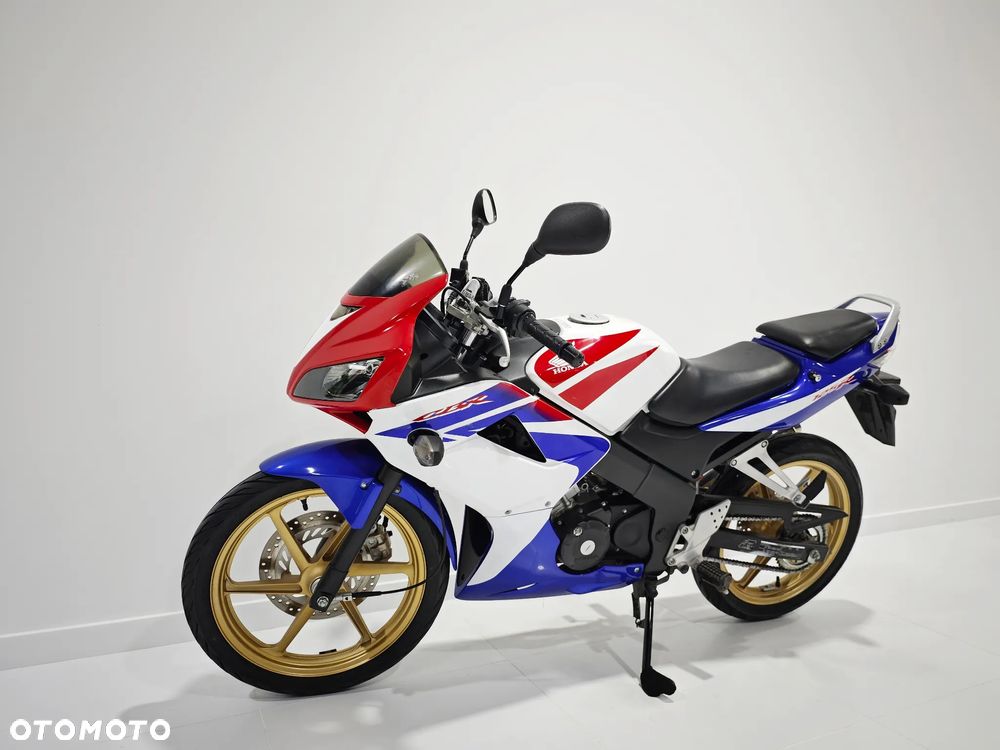 Honda CBR - 3