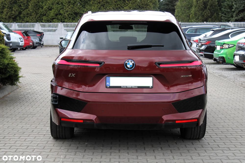 BMW iX xDrive40 76.6kWh - 10