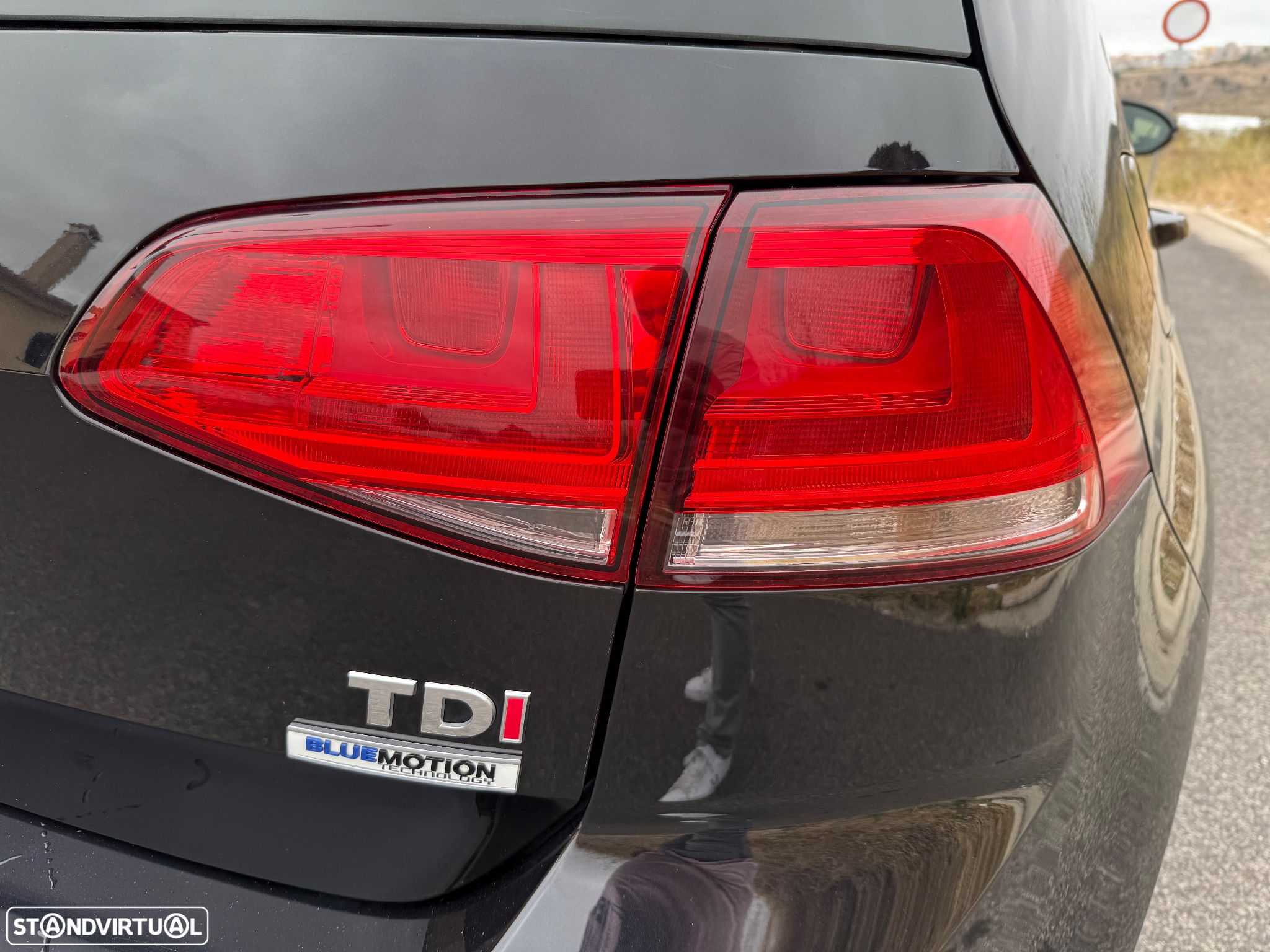 VW Golf 1.6 TDi BlueMotion Confortline - 9