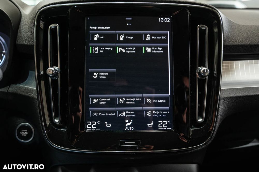 Volvo XC 40 T5 Twin Engine DKG Momentum Pro - 18