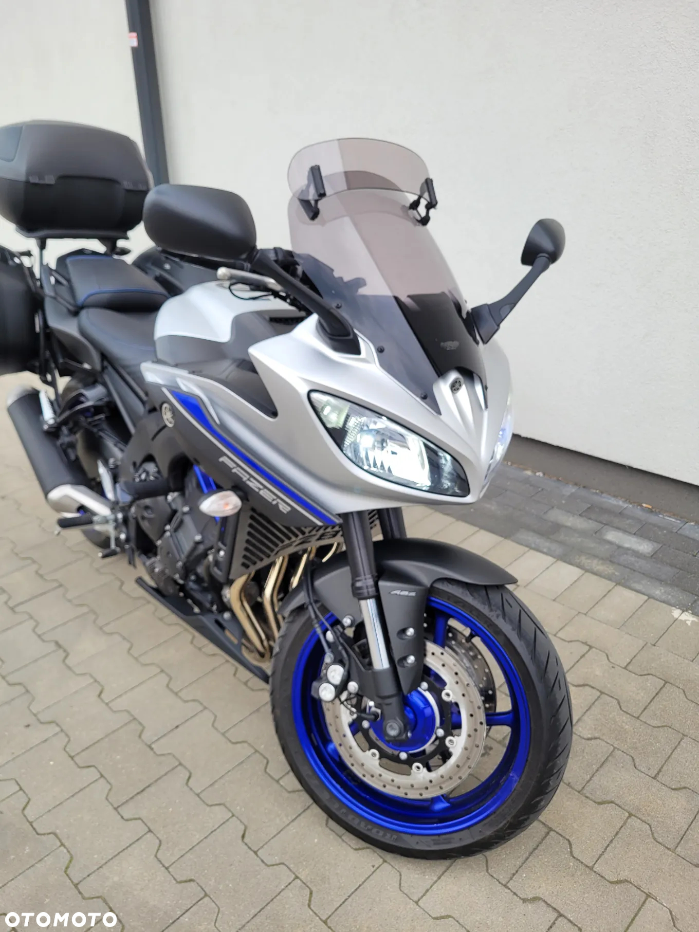 Yamaha FZ8 - 7