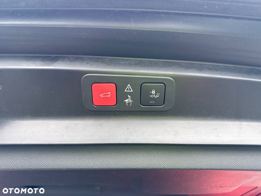 Peugeot 5008 - 40