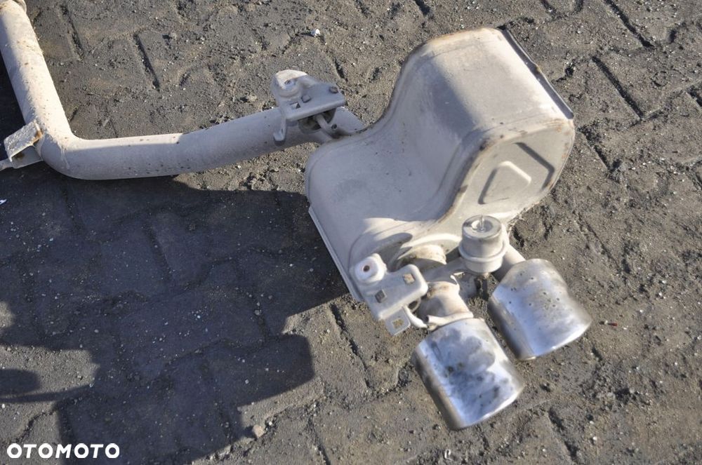 GHIBLI III 3.0 410 KM WYDECH TŁUMIK KOMPLET - 15