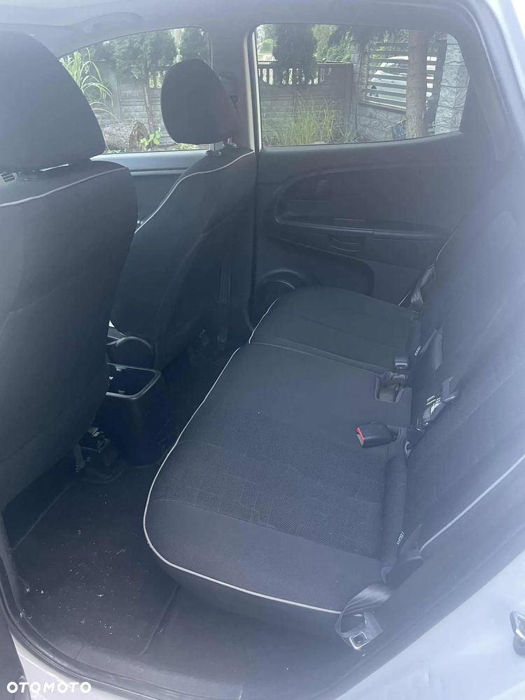 Kia Venga 1.6 CRDi XL - 10