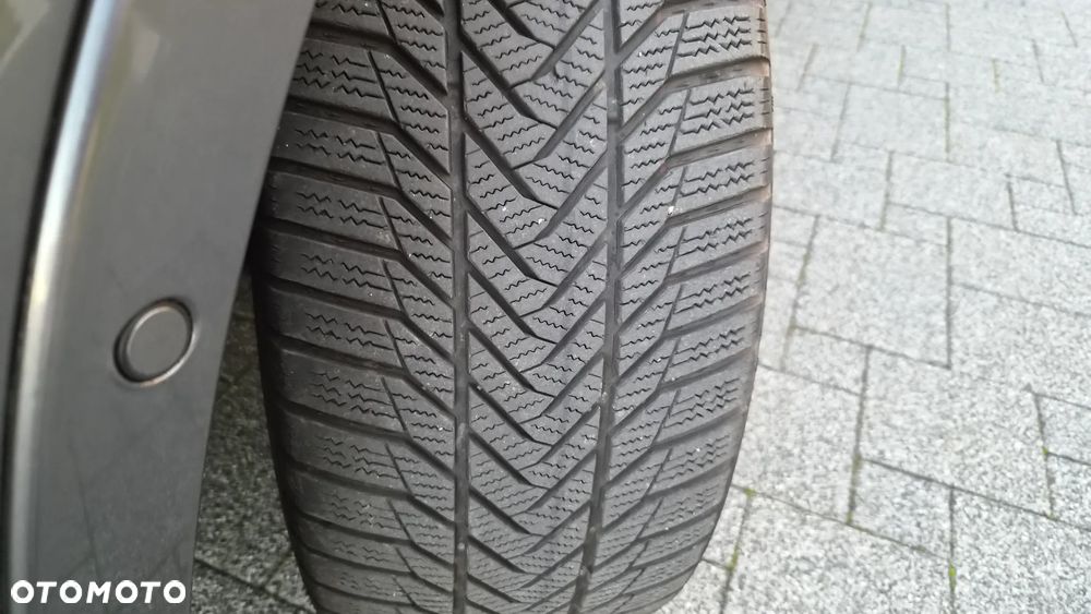 Ford Kuga 2.0 TDCi 4x4 Titanium - 35