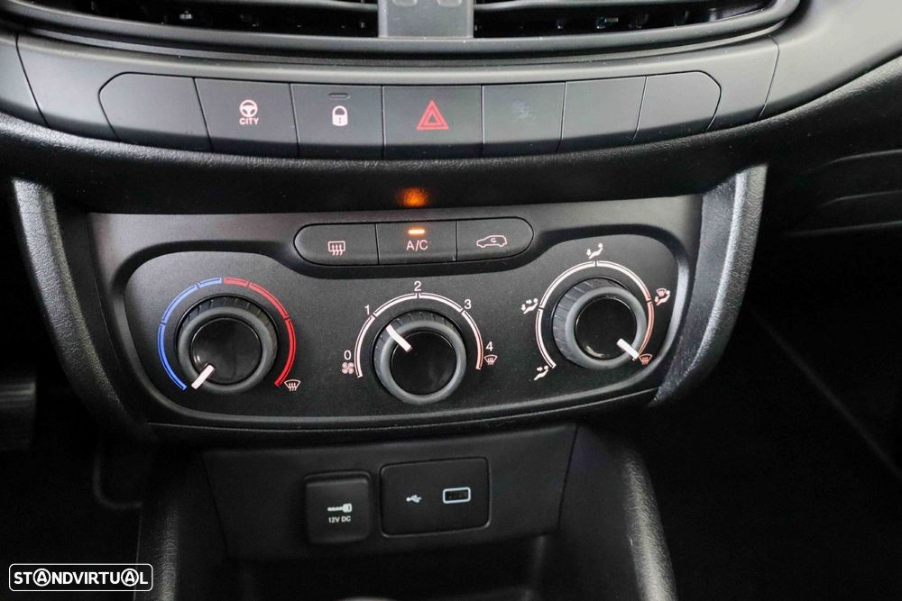 Fiat Tipo Station Wagon 1.4 Lounge - 30