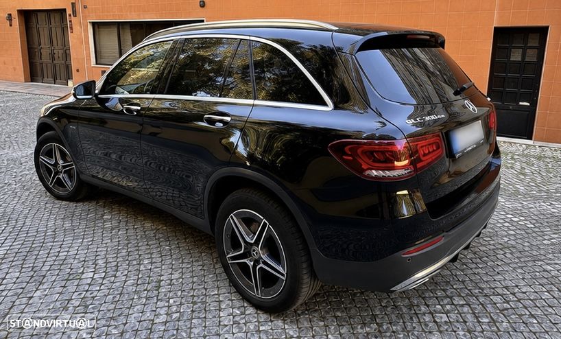 Mercedes-Benz GLC 300 de 4Matic 9G-TRONIC AMG Line Plus - 3