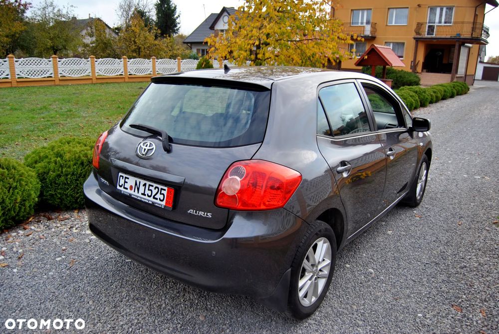 Toyota Auris 1.6 VVT-i Prestige - 17