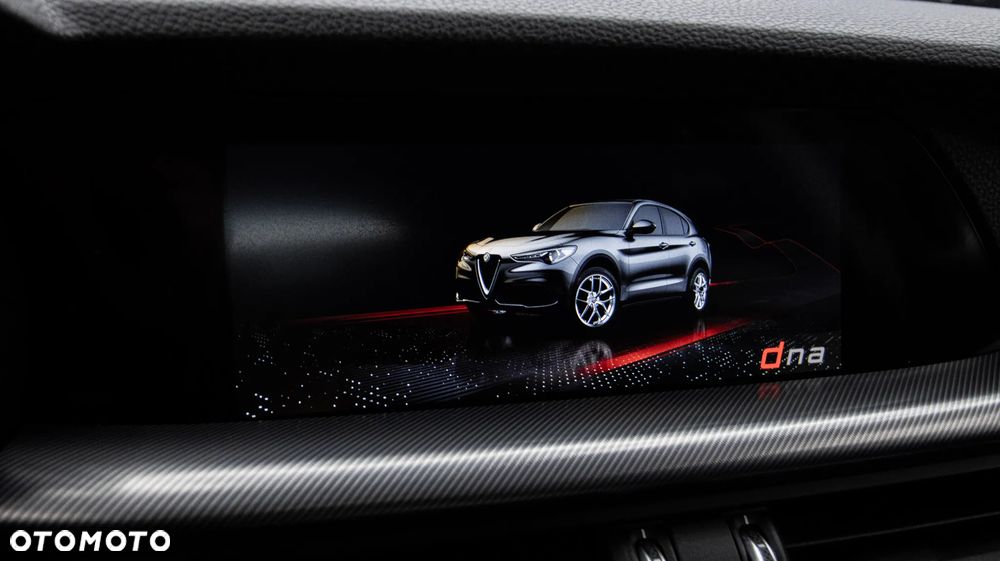 Alfa Romeo Stelvio 2.0 Turbo Sprint Q4 - 27