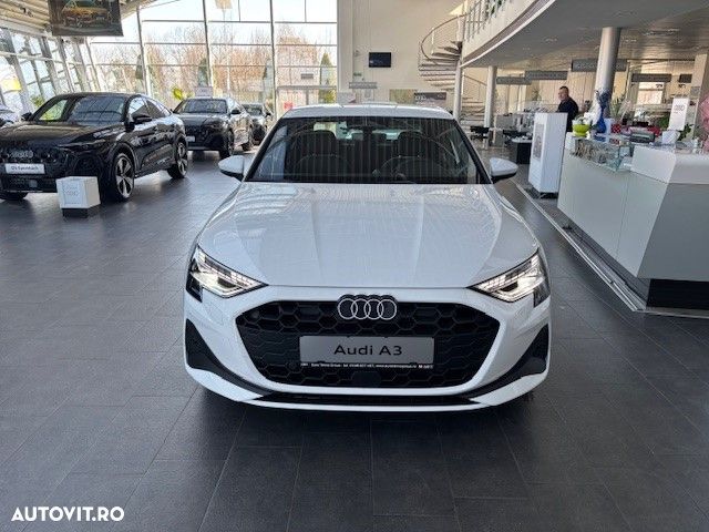 Audi A3 35 TFSI S tronic MHEV Basic - 1