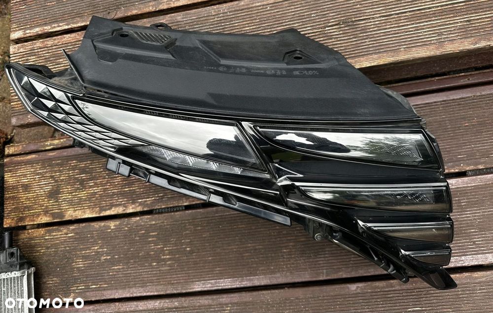 HYUNDAI TUCSON IV lampy przód przednie LED komplet 2021 - 14