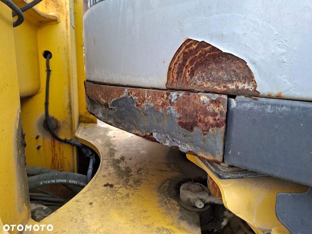 New Holland W 110 B 4X4 - 25