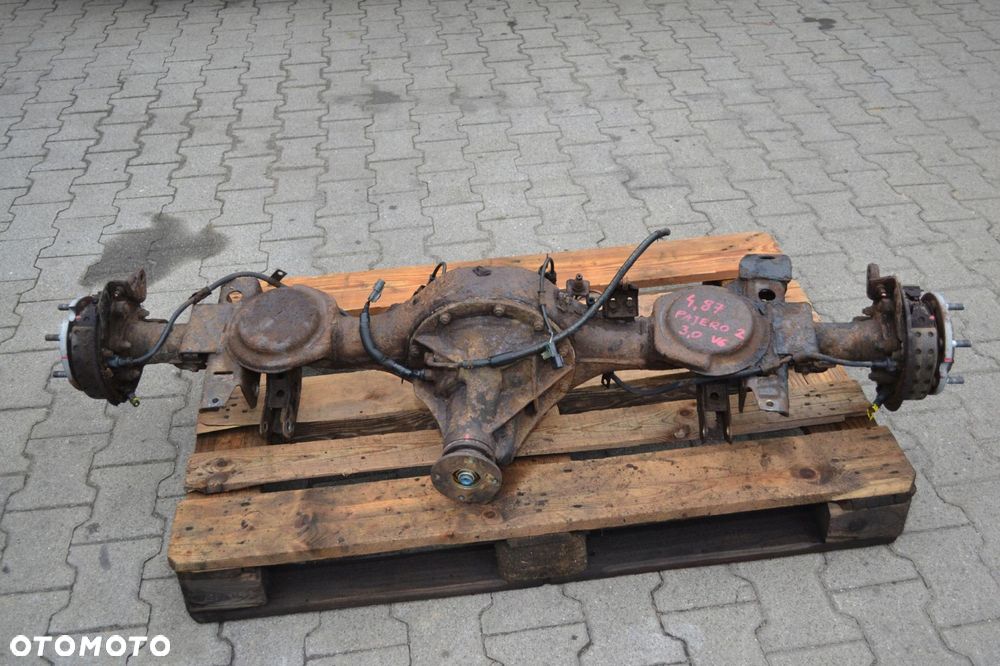 MITSUBISHI PAJERO II 2 MOST V6 3.0 4.87 - 2