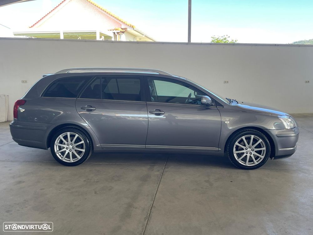 Toyota Avensis SW 2.0 D-4D Executive - 6
