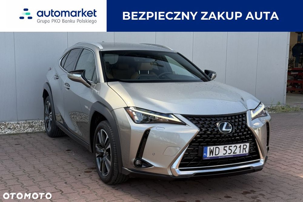 Lexus UX - 3