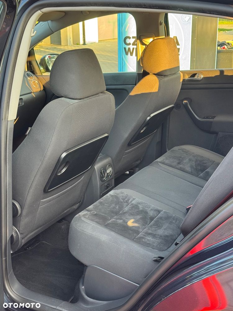 Volkswagen Golf Plus - 14