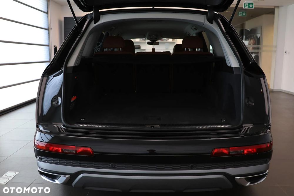Audi Q7 - 7