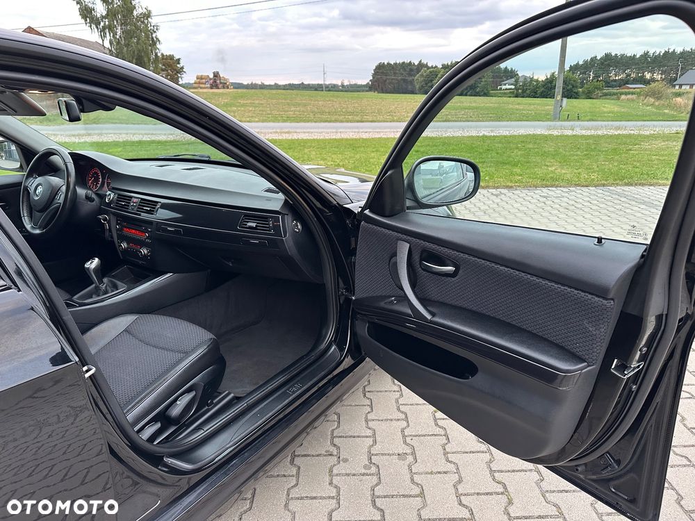 BMW Seria 3 318d DPF Edition Exclusive - 7