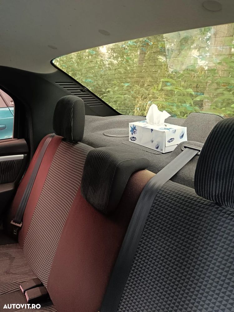 Dacia Logan - 9