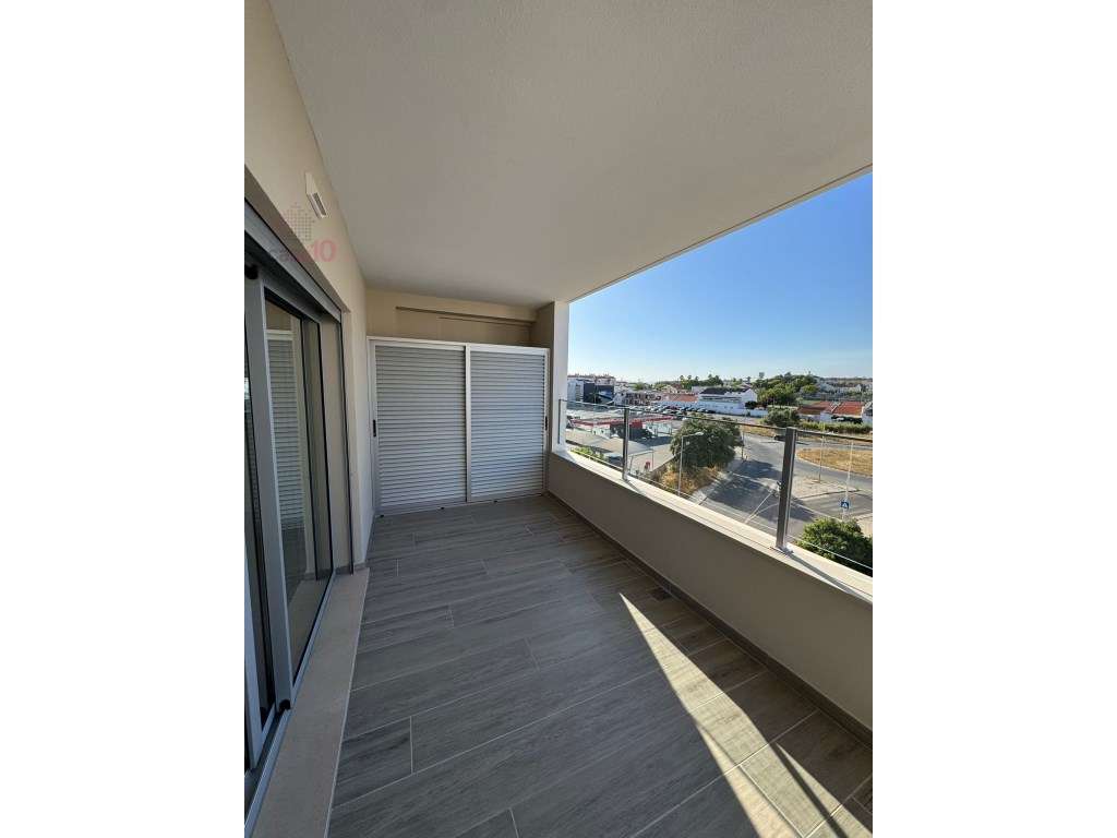 T3 duplex, com terraço, para arrendamento no Montijo - Grande imagem: 3/29