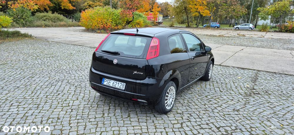 Fiat Grande Punto - 10