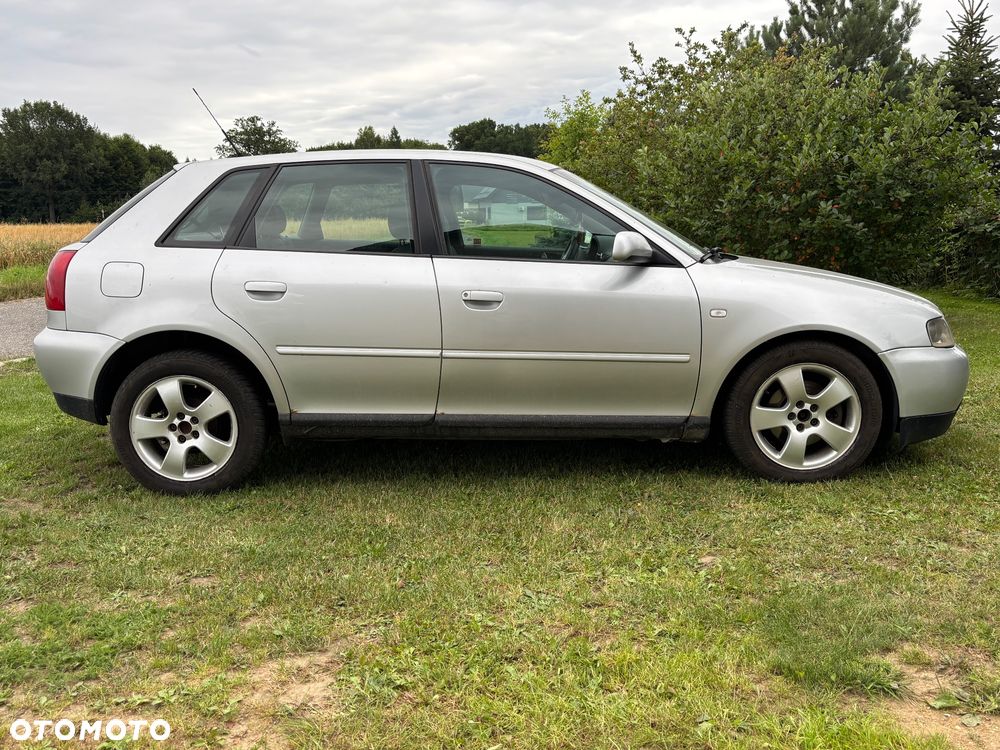 Audi A3 Sportback - 4