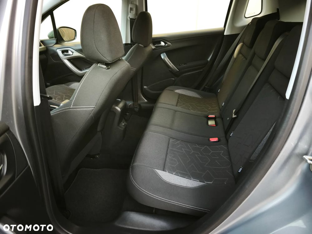 Peugeot 2008 PureTech 82 Active - 11