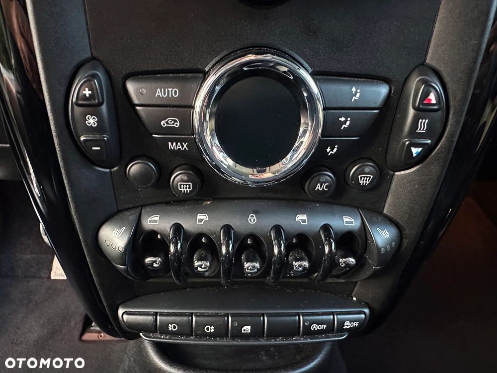 MINI Countryman Cooper SD ALL4 - 24