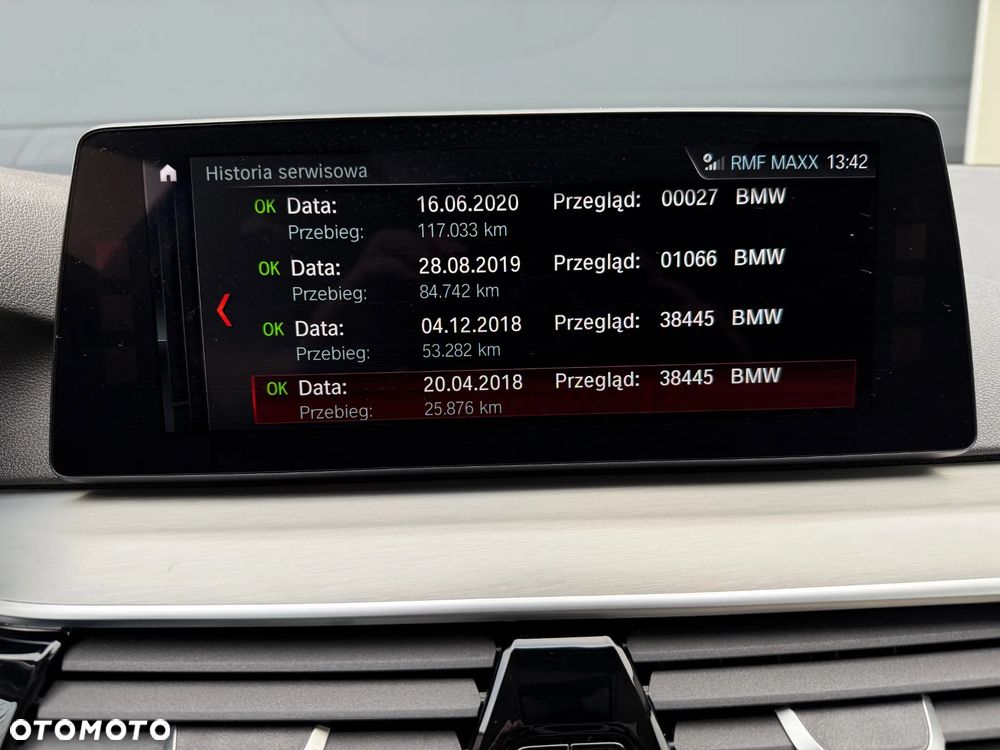 BMW Seria 5 520d Sport Line - 11