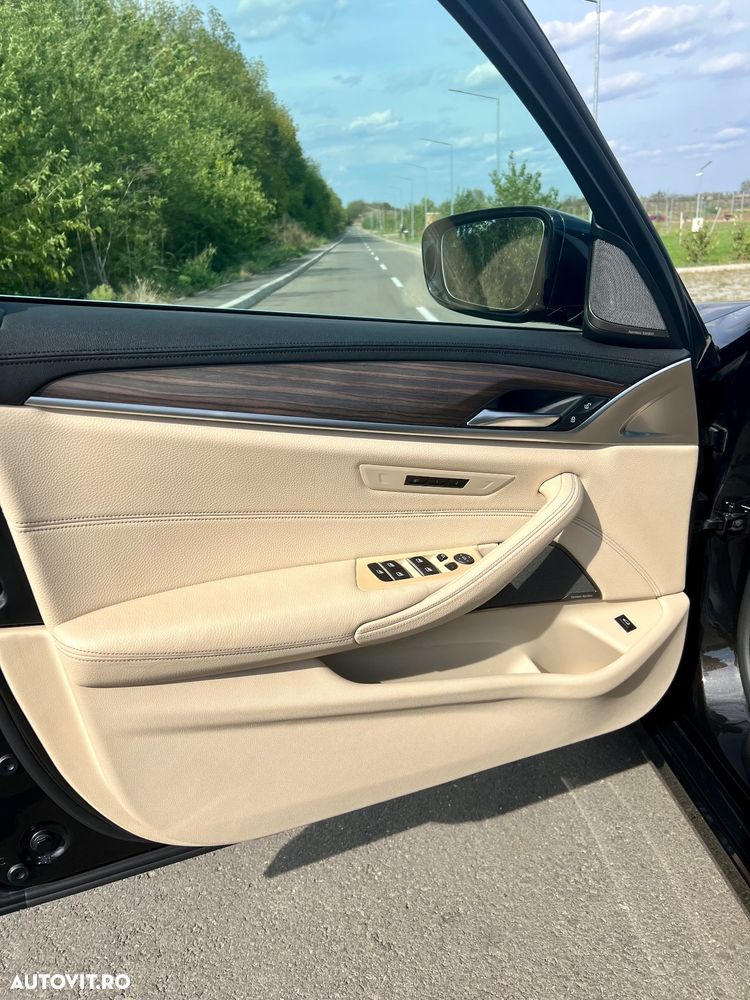 BMW Seria 5 520d AT - 11