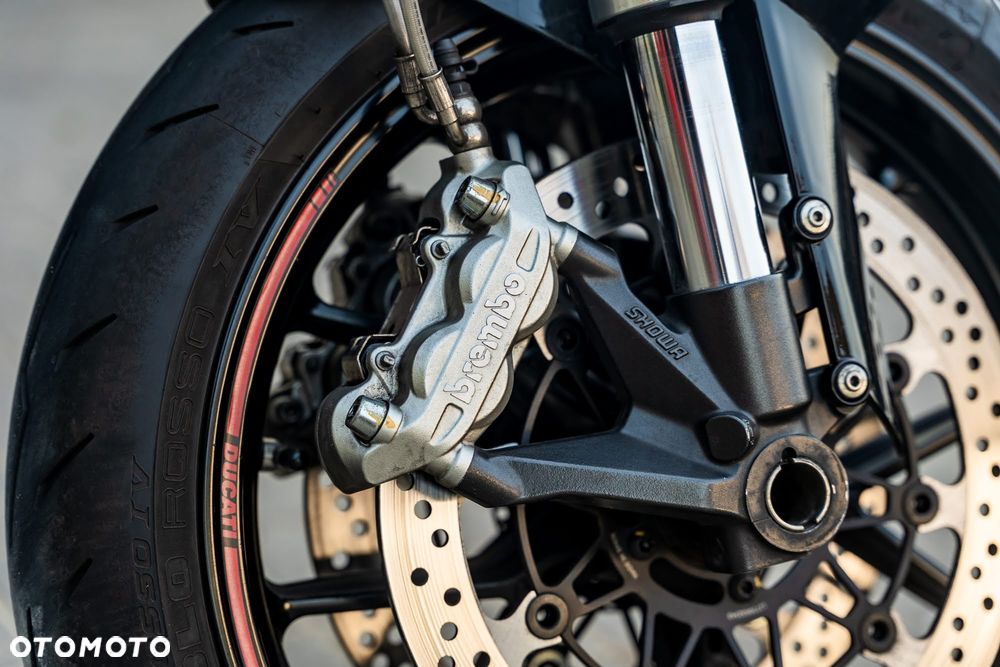 Ducati Monster - 18