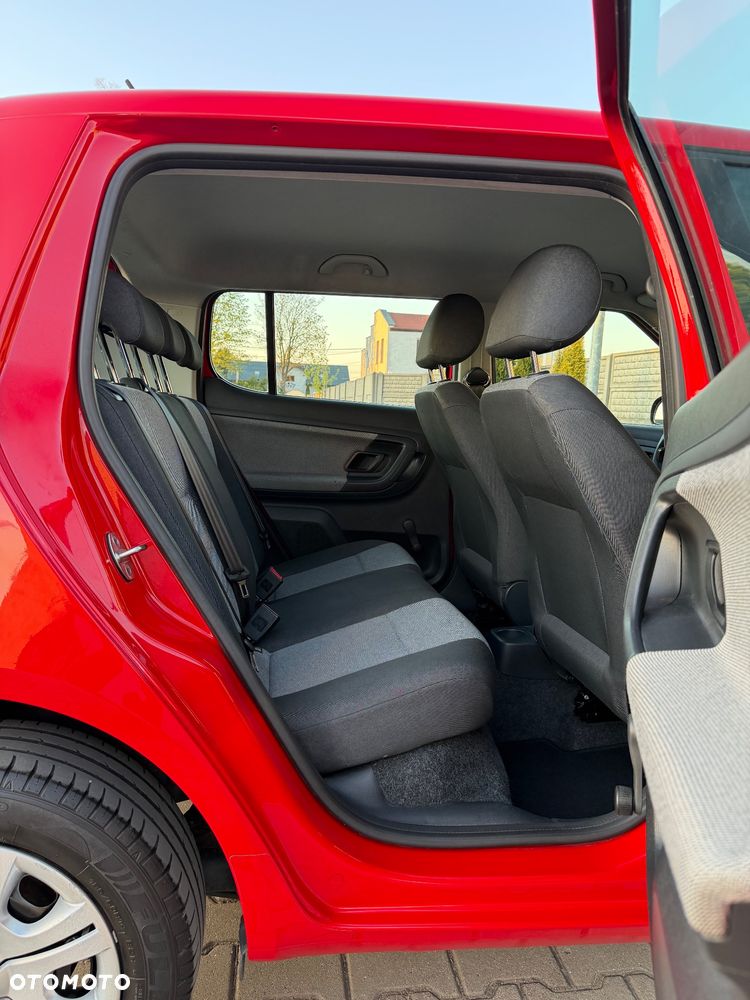 Skoda Fabia 1.2 HTP Active - 27