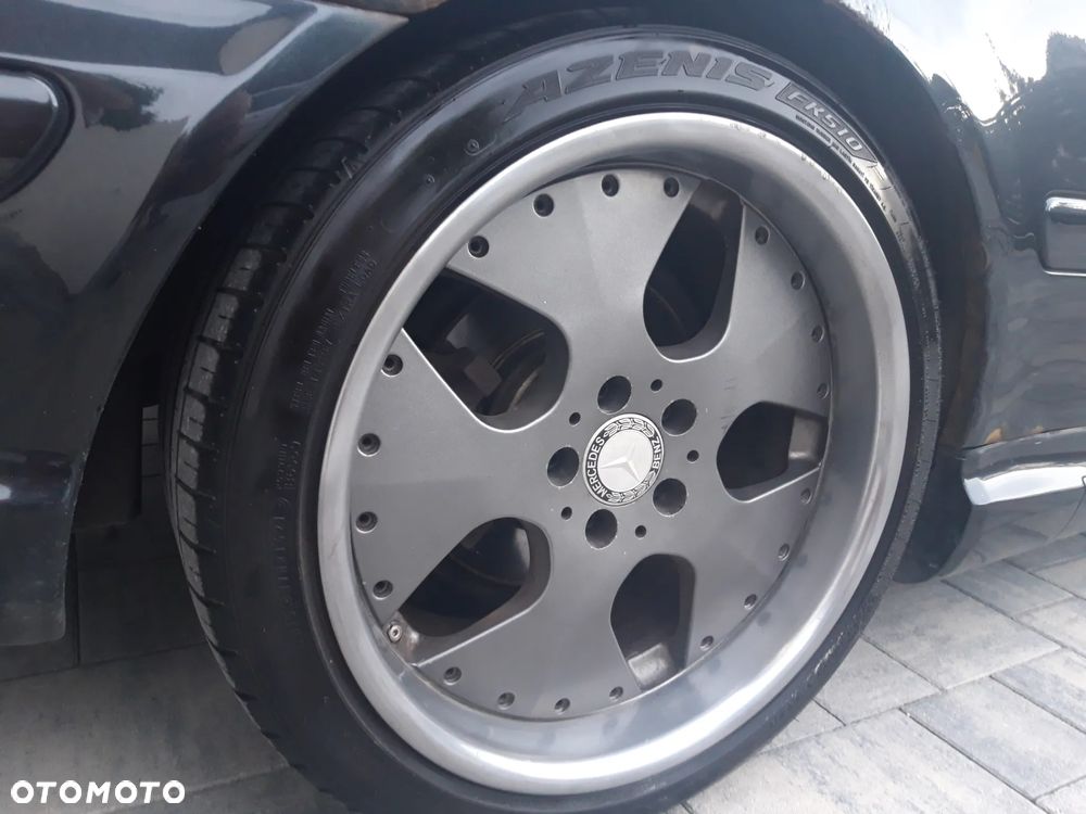 Mercedes-Benz CLK - 22