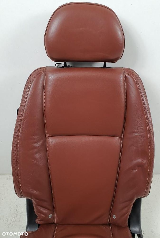 FOTEL PRAWY TYŁ TYLNY SKÓRA VOLVO XC90 - 3