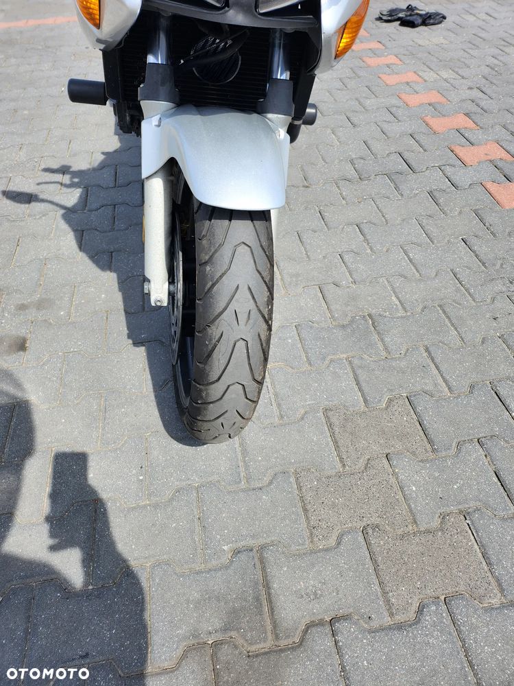 Honda CBF - 15