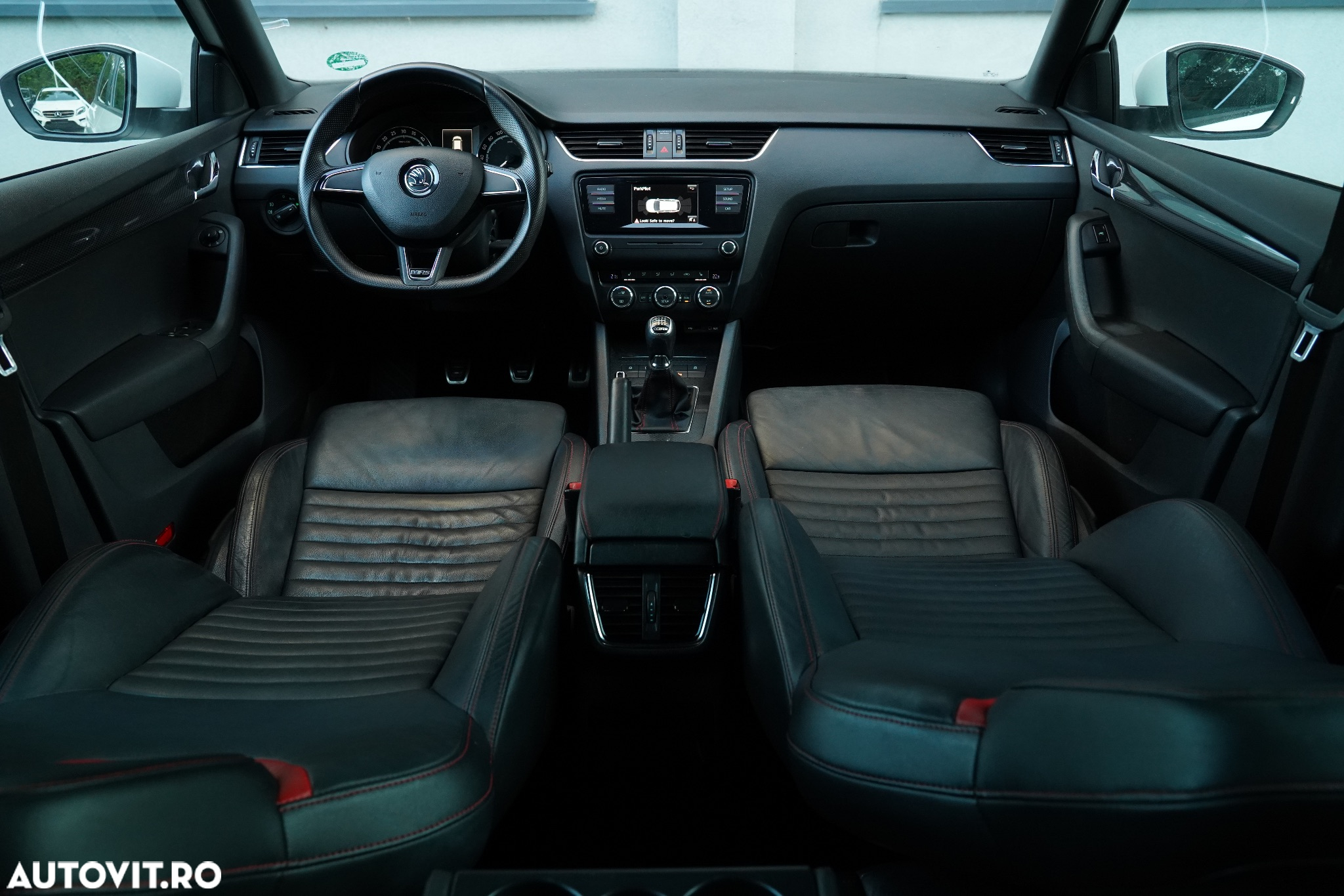 Skoda Octavia 2.0 TDI DSG RS - 4