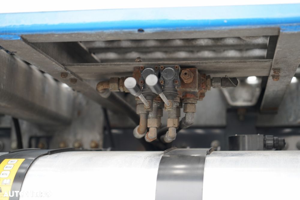 Renault D WIDE 380 DE11 / 4X2 / CAMION DE REMORCAJE 8 M / TRANSPORT AUTO / PLATFORMĂ / TROLIU / - 21