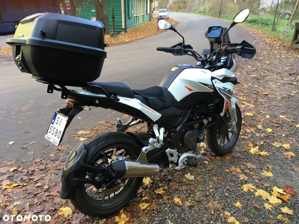 Benelli TRK 251 - 2