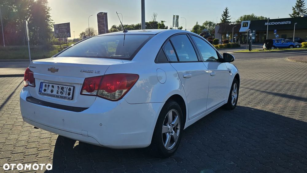 Chevrolet Cruze 1.8 LT - 14