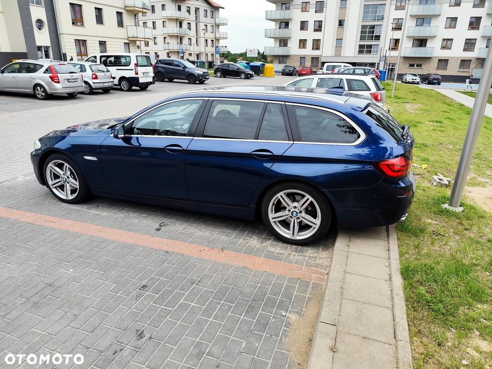 BMW Seria 5 520d xDrive - 18
