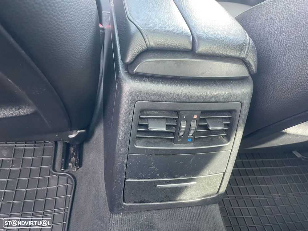 BMW 320 d DPF Aut. - 28