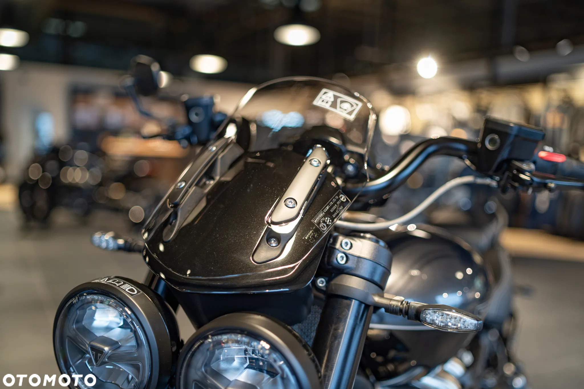 Triumph Rocket - 22