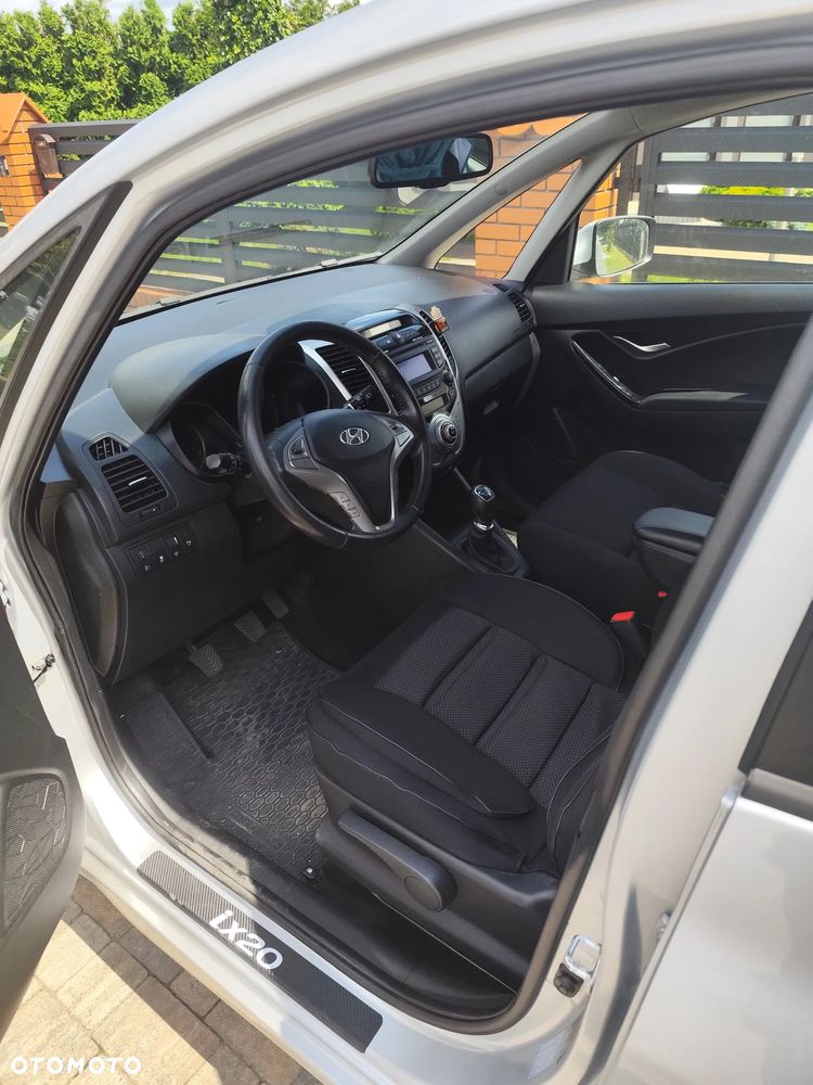 Hyundai ix20 1.4 Comfort - 29