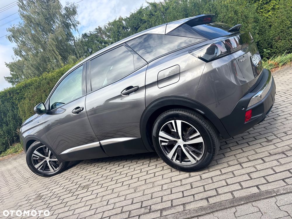 Peugeot 3008 1.6 PureTech Hybrid PHEV Allure Pack S&S EAT8 - 11