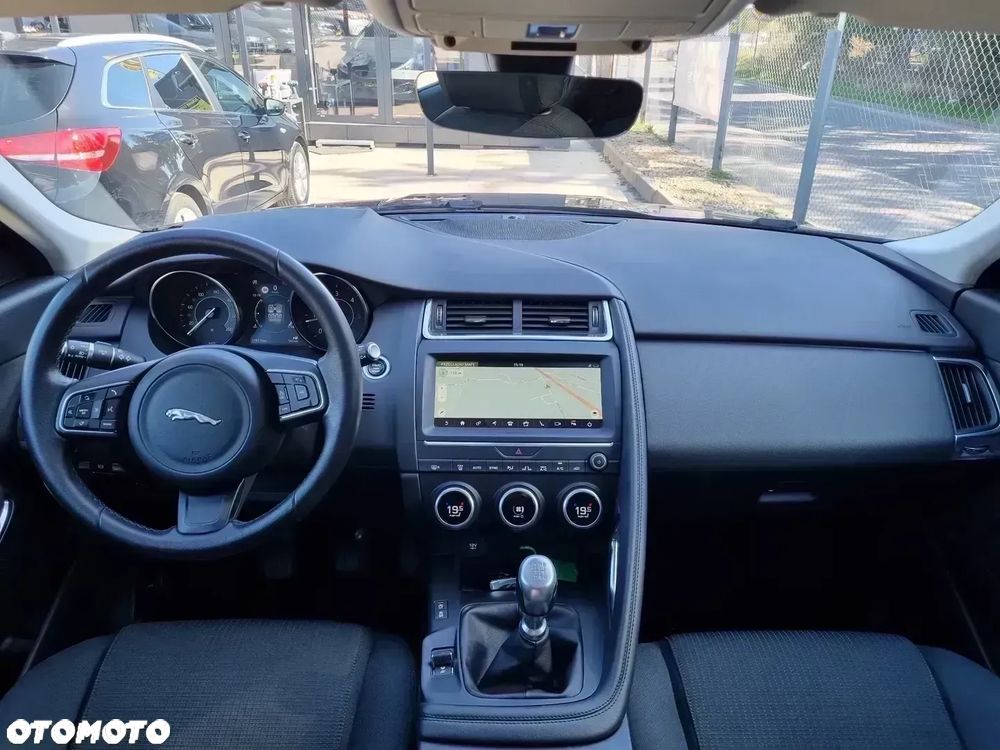 Jaguar E-Pace - 18